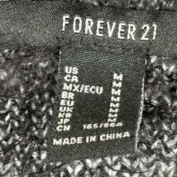 Forever 21 Women's Fuzzy Knit Houndstooth Cardigan Sweater‎ Medium - Picture 3 of 10